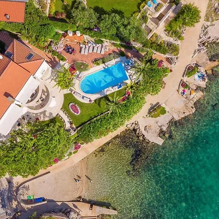 Palace Clara 2 Island Krk By Vill * מאלינסקה
