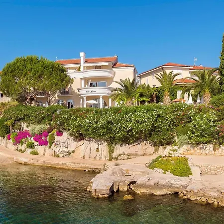 Palace Clara 2 Island Krk By Vill דירה *