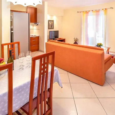Palace Clara 2 Island Krk By Vill דירה מאלינסקה