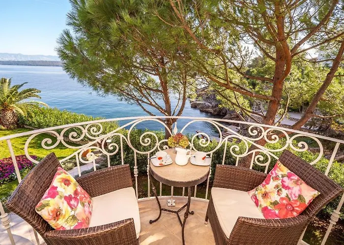 Apartman Palace Clara 2 Island Krk By Vill *