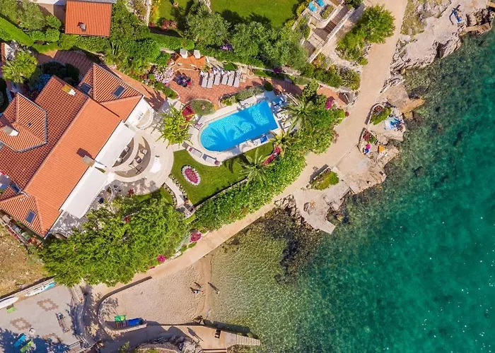 Palace Clara 2 Island Krk By Vill * מאלינסקה