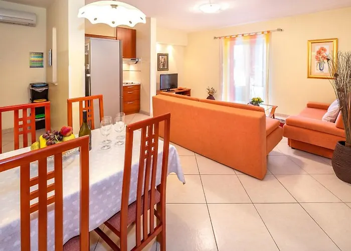 Palace Clara 2 Island Krk By Vill דירה *